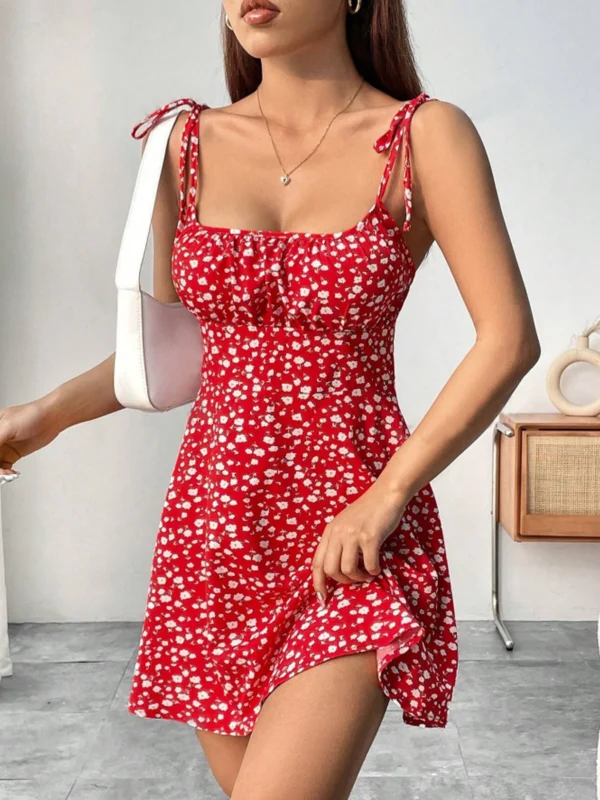 Robe élégante à bretelles