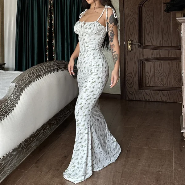 Robe longue élégante à fleurs