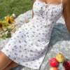 Mini robe à fleurs sexy