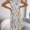Robe plissée sans manches