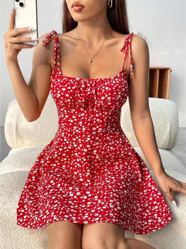 Robe élégante à bretelles