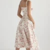 Robe de luxe à fleurs