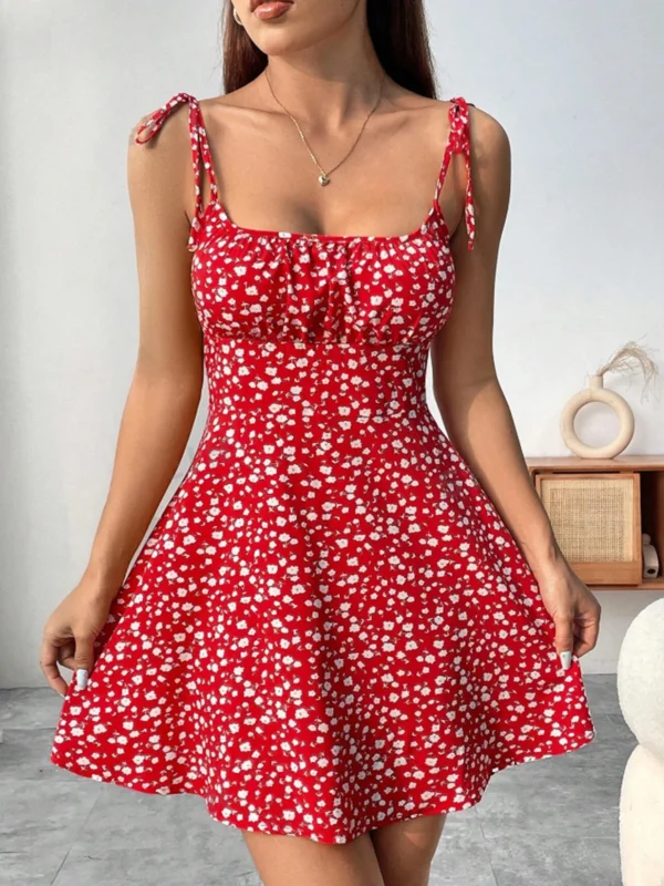 Robe élégante à bretelles
