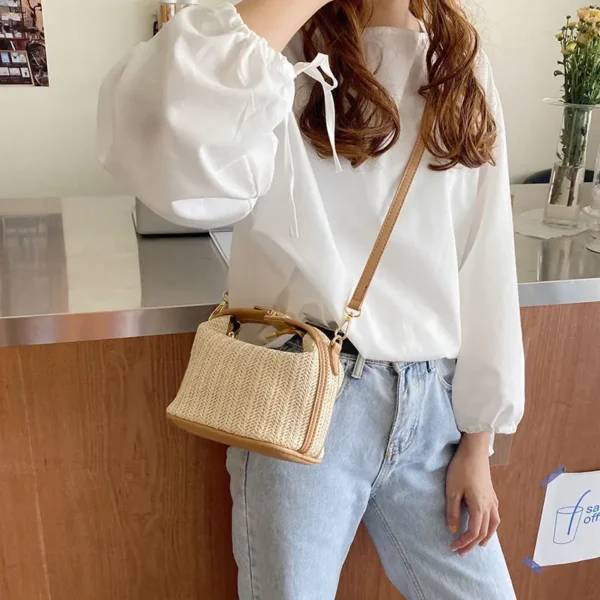 Petit sac à main en paille