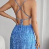 Robe courte dos nu élégante
