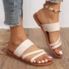 Sandales à talons plats