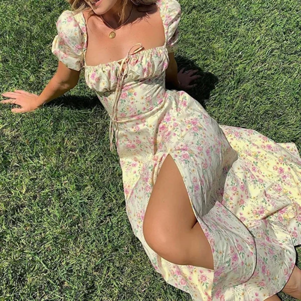 Robe imprimé floral avec fente
