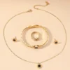 Ensemble de bijoux romain