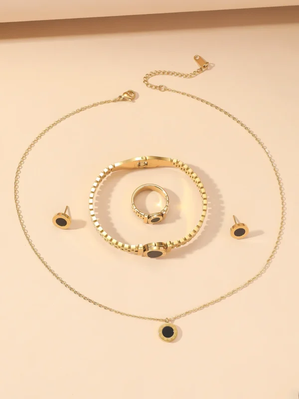 Ensemble de bijoux romain